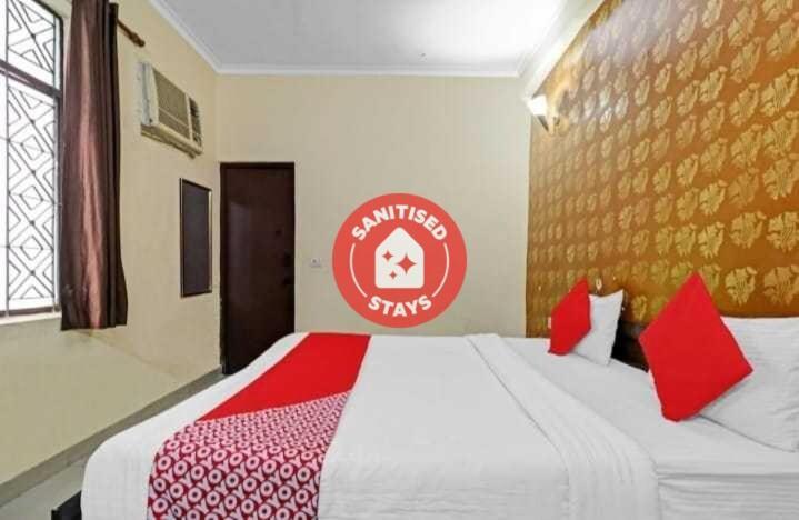 OYO 9148 Hotel Global Inn Nuova Delhi Esterno foto