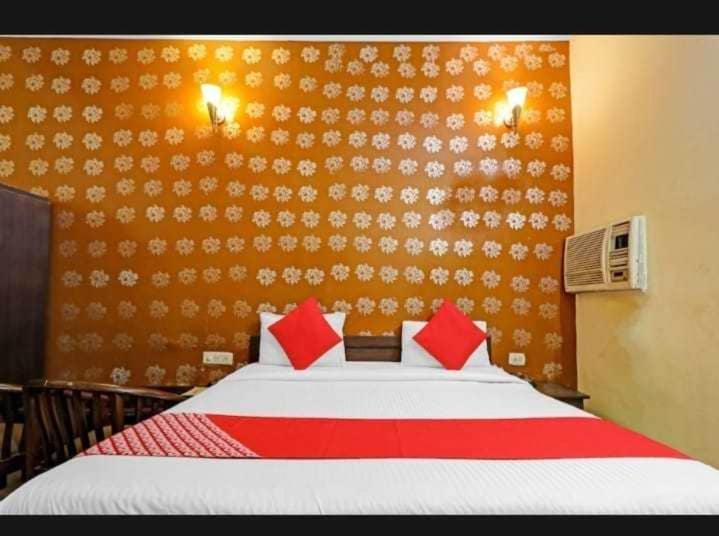 OYO 9148 Hotel Global Inn Nuova Delhi Esterno foto