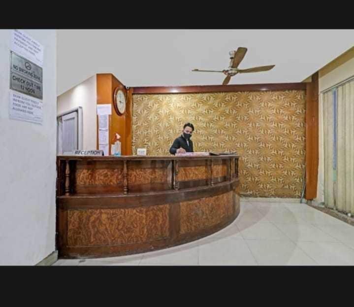 OYO 9148 Hotel Global Inn Nuova Delhi Esterno foto