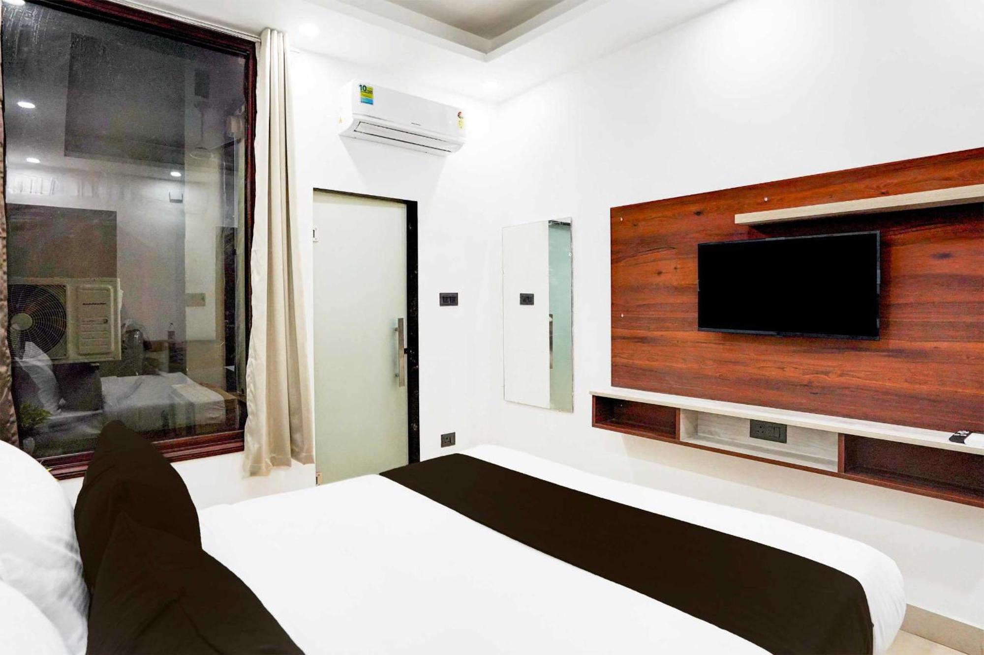 OYO 9148 Hotel Global Inn Nuova Delhi Esterno foto