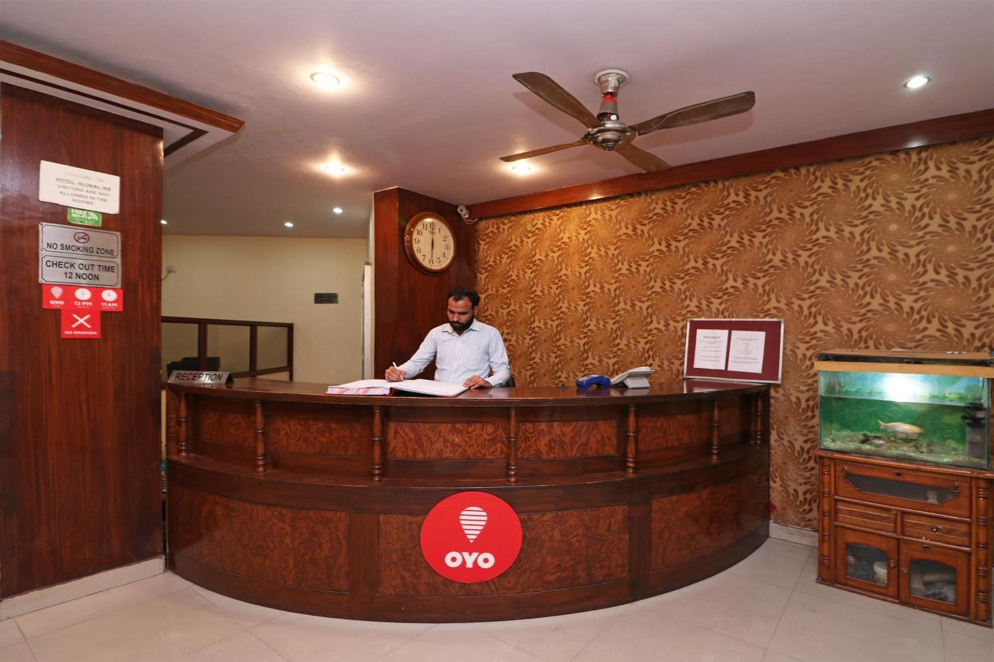 OYO 9148 Hotel Global Inn Nuova Delhi Esterno foto