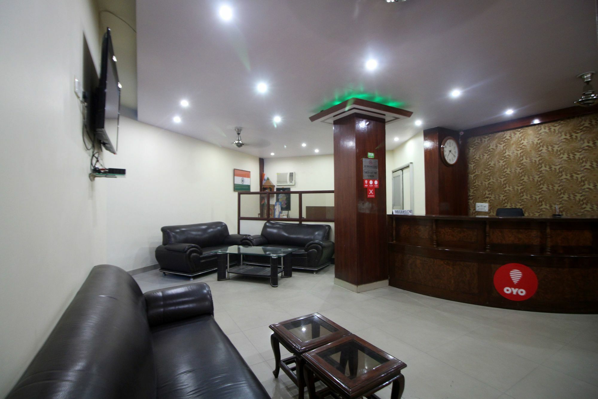 OYO 9148 Hotel Global Inn Nuova Delhi Esterno foto