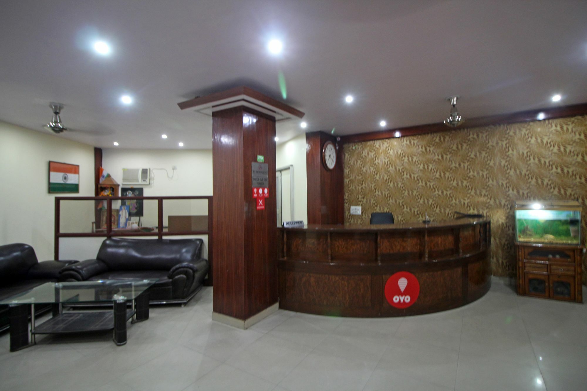 OYO 9148 Hotel Global Inn Nuova Delhi Esterno foto